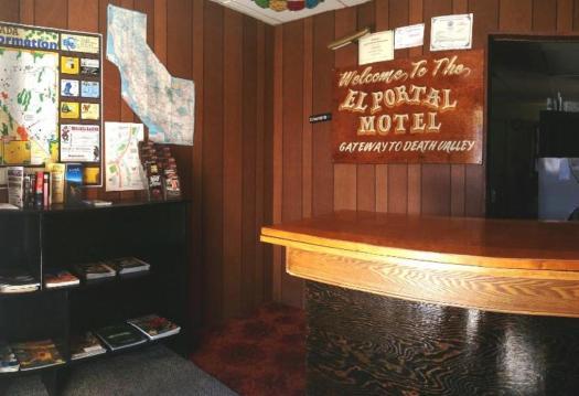 بيتي El Portal Motel المظهر الخارجي الصورة