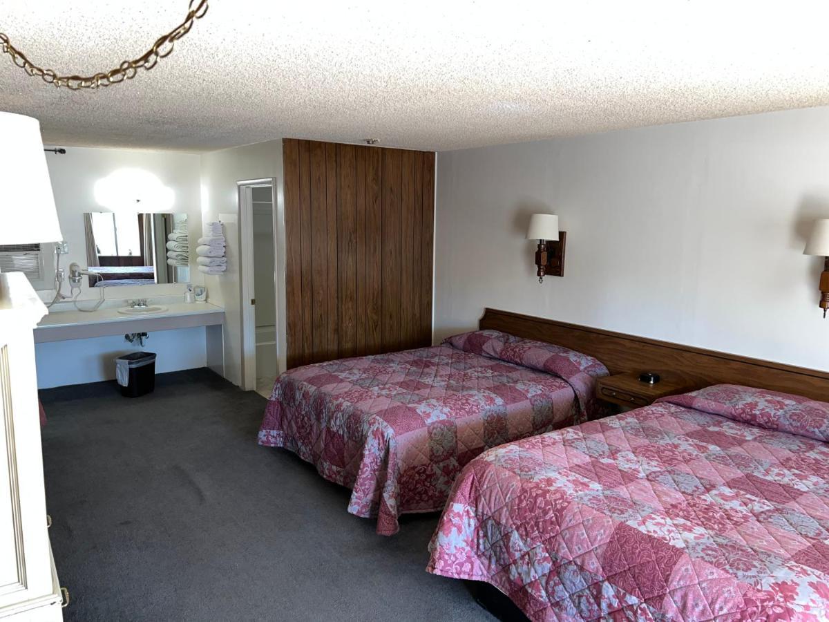 بيتي El Portal Motel المظهر الخارجي الصورة