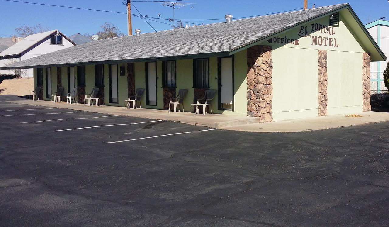 بيتي El Portal Motel المظهر الخارجي الصورة